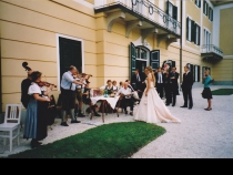 Bild  099 | 175  :: Hochzeit Marc Giradelli  im Schloß Kogl mit  F.Klammer, T.Sailer, R.Mittermair Ch.Neureuther, P.Zurbriggen, Prinz Hubertus v.Hohenlohe