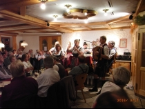Bild  088 | 185  :: Hoangartn beim Spitzerwirt mit "Weinberg-Schnecken" 2016