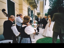 Bild  108 | 185  :: Hochzeit Marc Giradelli und Andrea Palenov im Schloß Kogl