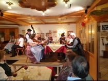 Bild  040 | 185  :: Unser Hoangart'n beim Spitzerwirt April 2019
